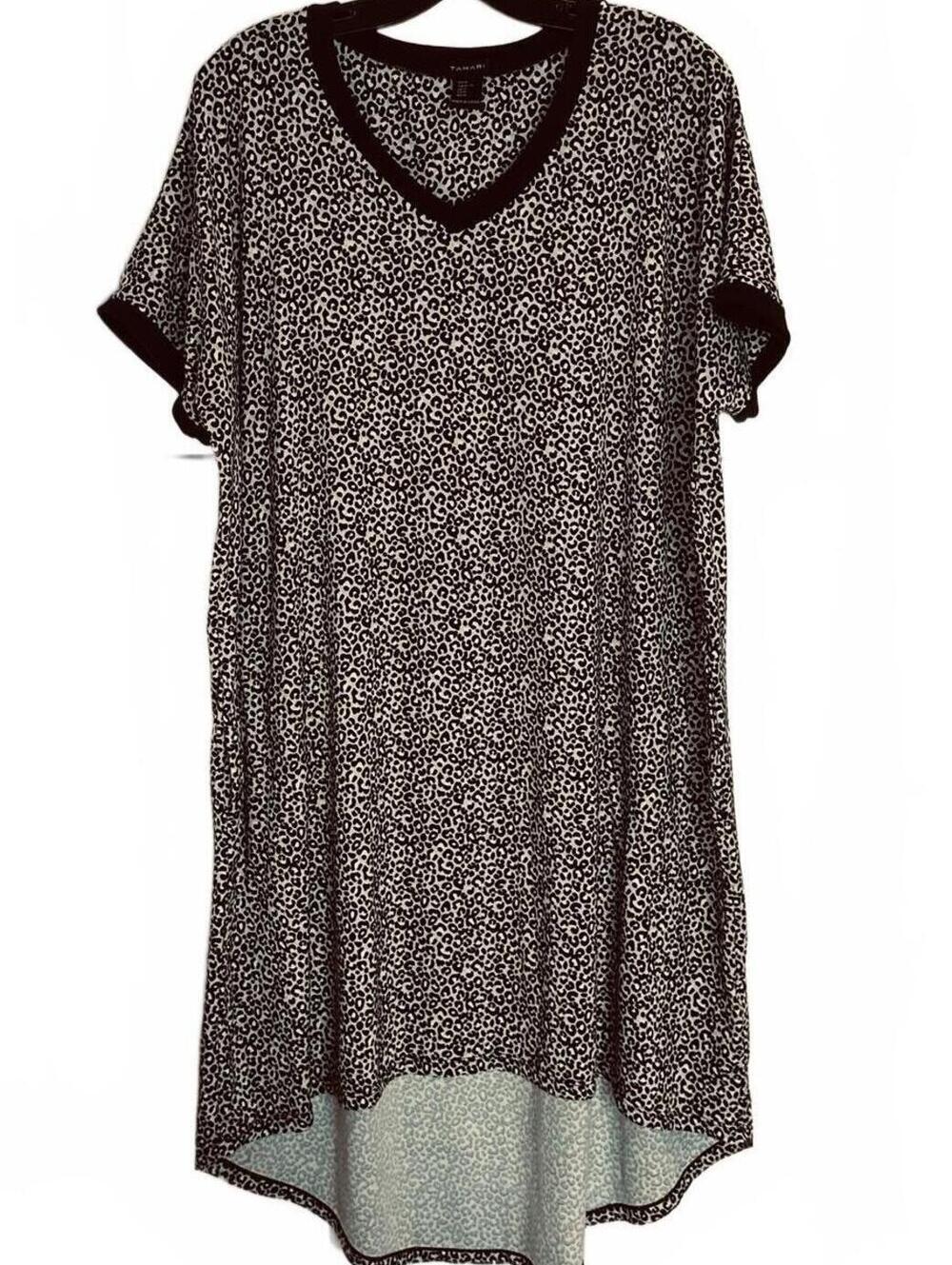 Tahari Leopard Print Short Sleeve V-Neck 2 Front Pockets  Night Gown - Size M